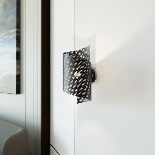 Kinkiet loft o kształcie spirali.