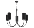 Czarny wiszący żyrandol do salonu z czarnymi abażurami.