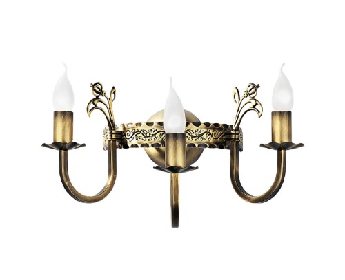 Potrójny kinkiet świecznikowy w kolorze starego złota.