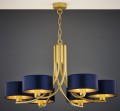 Nowoczesny i duży złoty żyrandol do salonu z abażurami granatowo-złotymi.