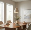 Lampa pojedyncza w  stylu skandynawskim w kolorze mokka. Bardzo ciekawy karbowany element z jasnego drewna.