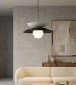 Lampa nad stół w stylu japandi.