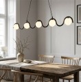 Minimalistyczna i bardzo modna lampa do pokoju i salonu nad stół.