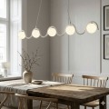 Biała nowoczesna lampa nad stół do kuchni i jadalni.