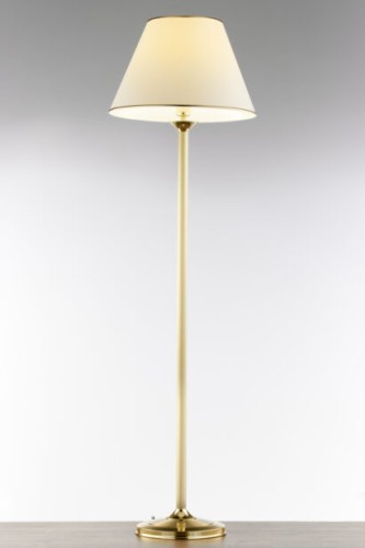 Piękna złota klasyczna lampa podłogowa z abażurem ecru.