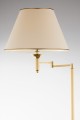 Lampa podłogowa złota do apartamentów i pokojów hotelowych.