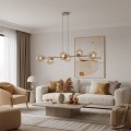 Lampa wisząca nad stół z kolorze beżowym z kloszami w kolorze bursztynowym.