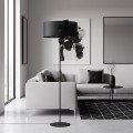 Lampa podłogowa czarna z czarny dużym abazurem.