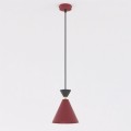 Lampa pojedynczy stożek w modnym kolorze bordo.