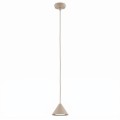 Lampa pojedyncza wisząca w bardzo modnym kolorze beżowym.