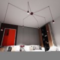 Burgundowa lampa pająk na 6 punktów światła.