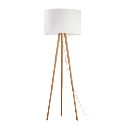Lampa stojąca typu skandynawskiego z dużym białym abażurem. Stelaż lampy to trójnóg drewniany z sosny.
